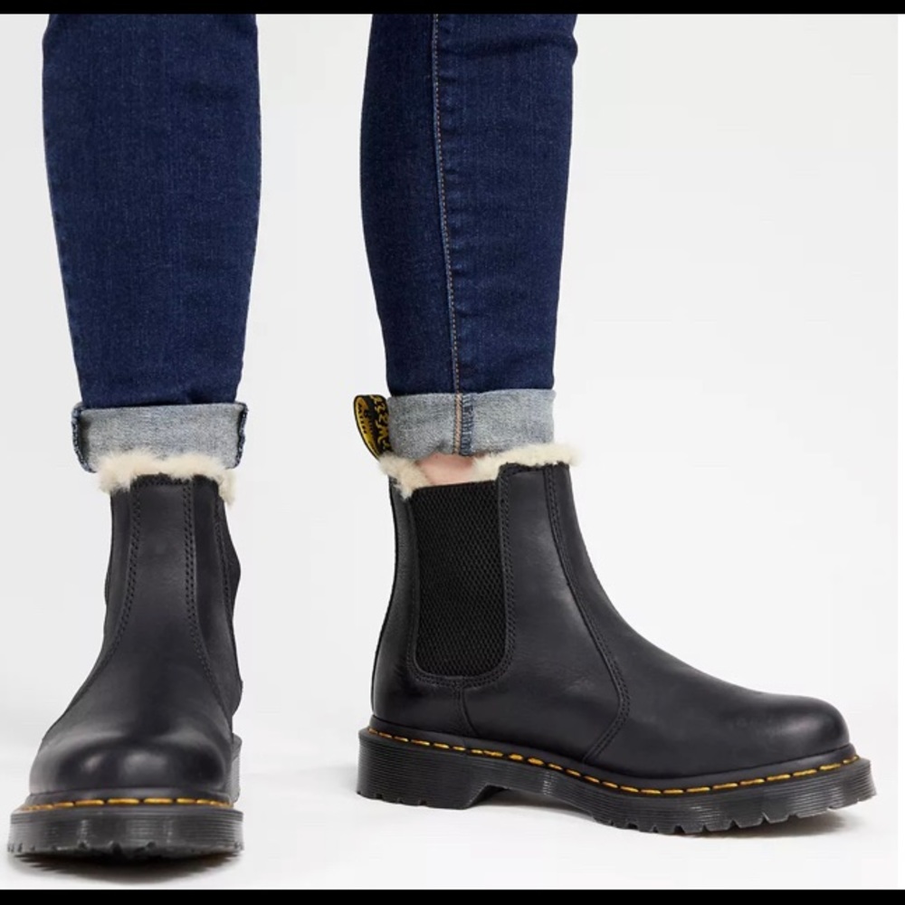 Dr. Martens / Doc Martens Women's Leonore Lined Chelsea Boot